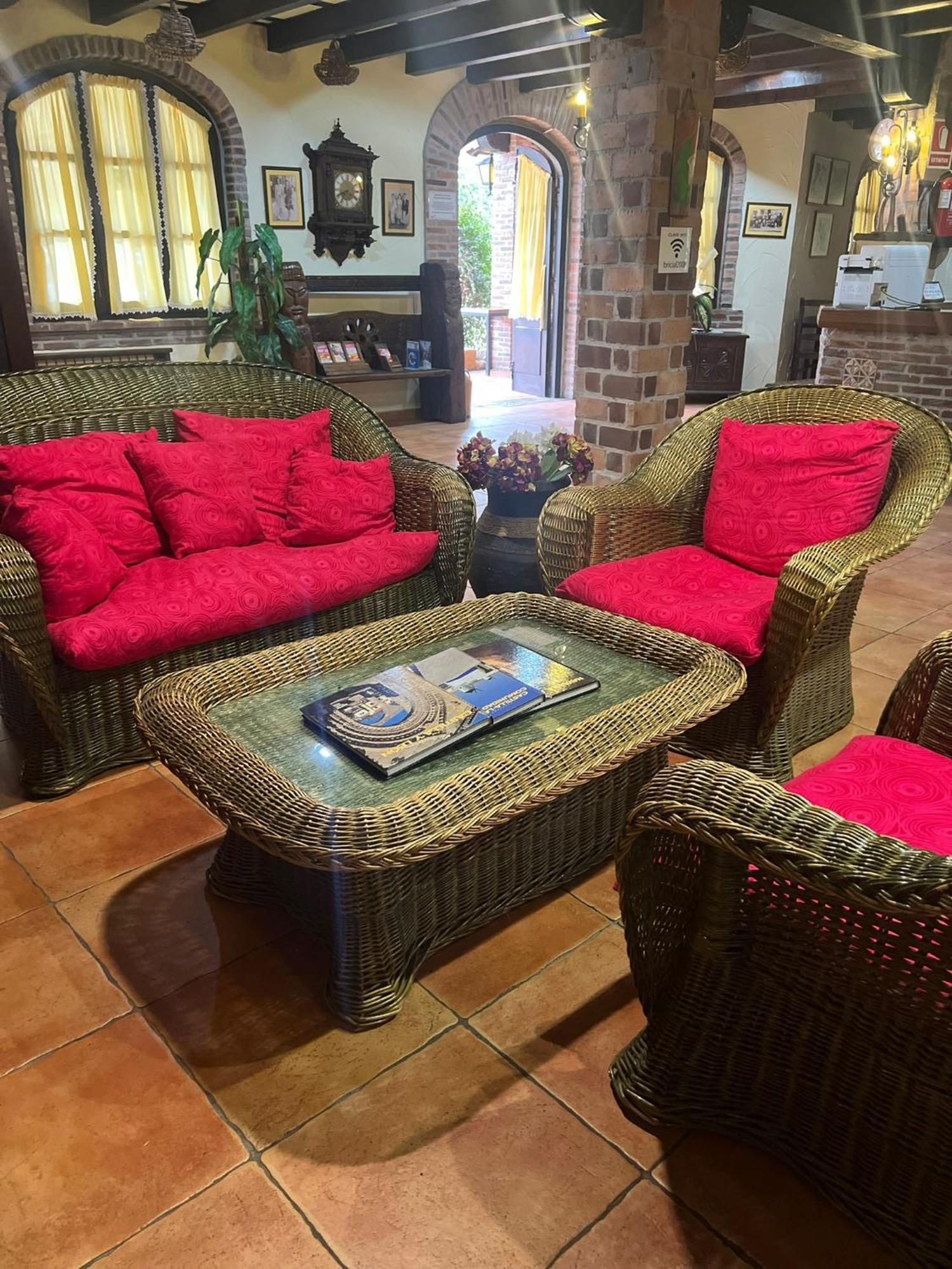 Hotel El Bricial Soto De Cangas Luaran gambar